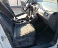 Білий Фольксваген Туран, об'ємом двигуна 1.6 л та пробігом 250 тис. км за 13500 $, фото 4 на Automoto.ua