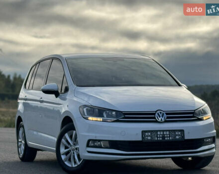 Белый Фольксваген Туран, объемом двигателя 1.97 л и пробегом 199 тыс. км за 15800 $, фото 12 на Automoto.ua