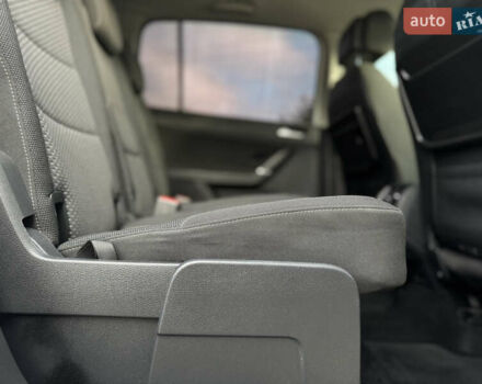 Белый Фольксваген Туран, объемом двигателя 1.97 л и пробегом 199 тыс. км за 15800 $, фото 62 на Automoto.ua