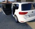 Білий Фольксваген Туран, об'ємом двигуна 1.6 л та пробігом 250 тис. км за 13500 $, фото 1 на Automoto.ua
