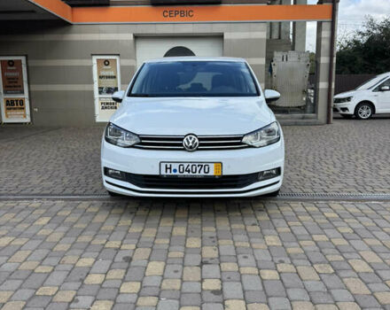 Білий Фольксваген Туран, об'ємом двигуна 2 л та пробігом 265 тис. км за 14700 $, фото 1 на Automoto.ua