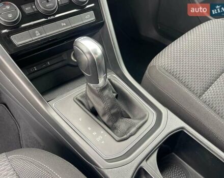 Белый Фольксваген Туран, объемом двигателя 1.4 л и пробегом 159 тыс. км за 15700 $, фото 18 на Automoto.ua