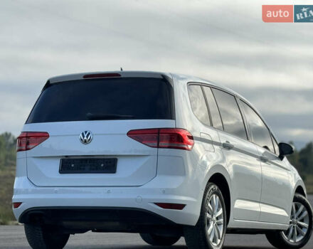 Белый Фольксваген Туран, объемом двигателя 1.97 л и пробегом 199 тыс. км за 15800 $, фото 25 на Automoto.ua