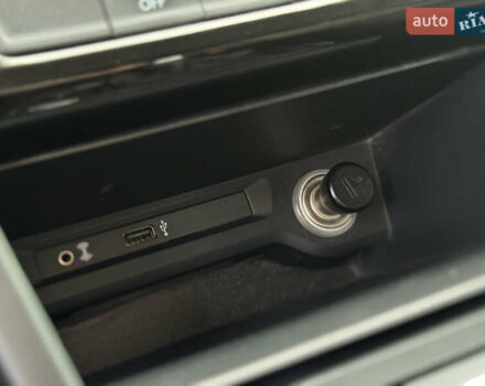 Белый Фольксваген Туран, объемом двигателя 1.97 л и пробегом 199 тыс. км за 15800 $, фото 46 на Automoto.ua