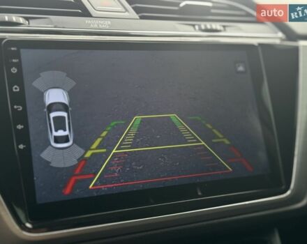 Білий Фольксваген Туран, об'ємом двигуна 2 л та пробігом 206 тис. км за 15300 $, фото 20 на Automoto.ua