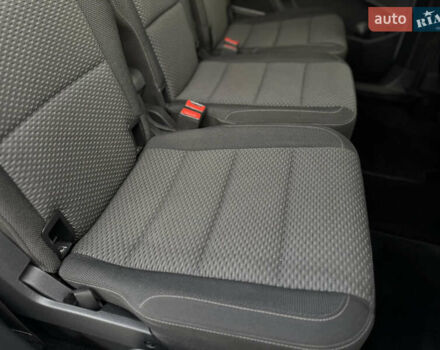 Белый Фольксваген Туран, объемом двигателя 1.97 л и пробегом 199 тыс. км за 15800 $, фото 61 на Automoto.ua