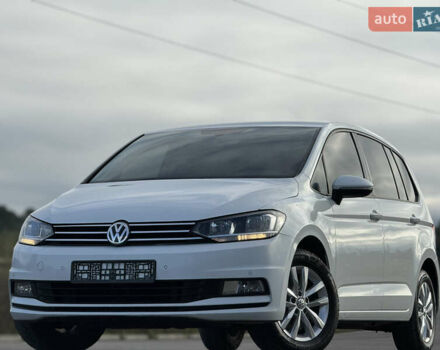 Белый Фольксваген Туран, объемом двигателя 1.97 л и пробегом 199 тыс. км за 15800 $, фото 7 на Automoto.ua