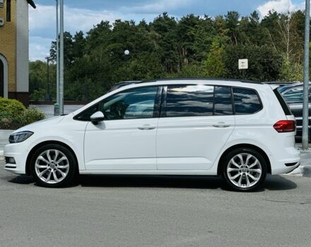 Білий Фольксваген Туран, об'ємом двигуна 2 л та пробігом 205 тис. км за 14500 $, фото 1 на Automoto.ua