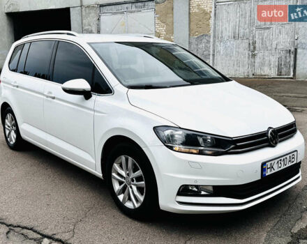 Білий Фольксваген Туран, об'ємом двигуна 1.97 л та пробігом 290 тис. км за 16500 $, фото 1 на Automoto.ua