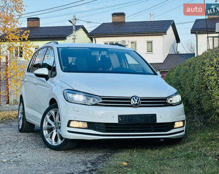 Білий Фольксваген Туран, об'ємом двигуна 1.97 л та пробігом 205 тис. км за 15000 $, фото 1 на Automoto.ua