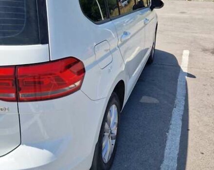 Белый Фольксваген Туран, объемом двигателя 1.97 л и пробегом 240 тыс. км за 16300 $, фото 21 на Automoto.ua