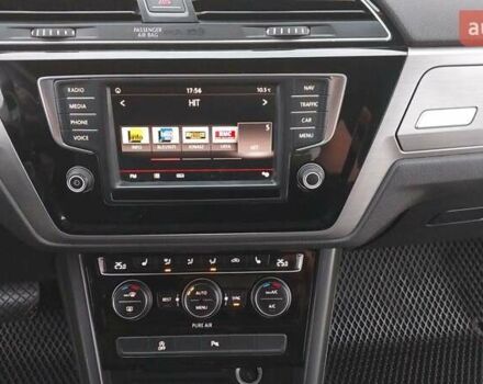 Белый Фольксваген Туран, объемом двигателя 1.97 л и пробегом 313 тыс. км за 13499 $, фото 32 на Automoto.ua