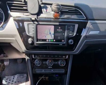 Белый Фольксваген Туран, объемом двигателя 1.97 л и пробегом 240 тыс. км за 16300 $, фото 16 на Automoto.ua