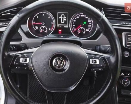 Белый Фольксваген Туран, объемом двигателя 1.97 л и пробегом 313 тыс. км за 13499 $, фото 30 на Automoto.ua