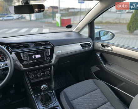 Фольксваген Туран 2017 у Хмельницькому на Automoto.ua Білий Фольксваген Туран, об'ємом двигуна 1.6 л та пробігом 189 тис. км за 15550 $, фото 23 на Automoto.ua