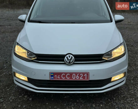 Белый Фольксваген Туран, объемом двигателя 1.6 л и пробегом 252 тыс. км за 14000 $, фото 18 на Automoto.ua