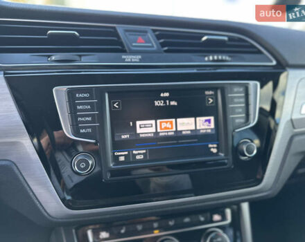 Фольксваген Туран 2017 у Хмельницькому на Automoto.ua Білий Фольксваген Туран, об'ємом двигуна 1.6 л та пробігом 189 тис. км за 15550 $, фото 45 на Automoto.ua