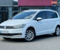 Белый Фольксваген Туран, объемом двигателя 1.97 л и пробегом 260 тыс. км за 14200 $, фото 1 на Automoto.ua