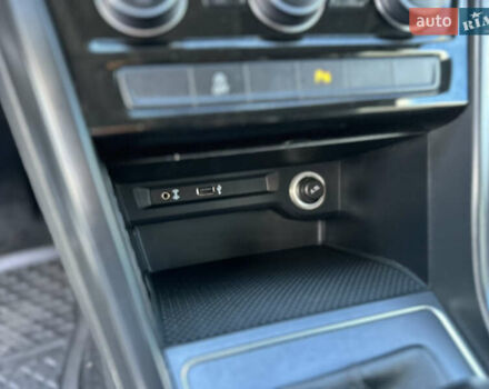 Белый Фольксваген Туран, объемом двигателя 1.6 л и пробегом 189 тыс. км за 15999 $, фото 37 на Automoto.ua