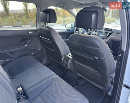 Фольксваген Туран 2017 у Хмельницькому на Automoto.ua Білий Фольксваген Туран, об'ємом двигуна 1.6 л та пробігом 189 тис. км за 15550 $, фото 29 на Automoto.ua