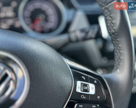Фольксваген Туран 2017 у Хмельницькому на Automoto.ua Білий Фольксваген Туран, об'ємом двигуна 1.6 л та пробігом 189 тис. км за 15550 $, фото 32 на Automoto.ua