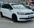 Белый Фольксваген Туран, объемом двигателя 2 л и пробегом 355 тыс. км за 12750 $, фото 1 на Automoto.ua