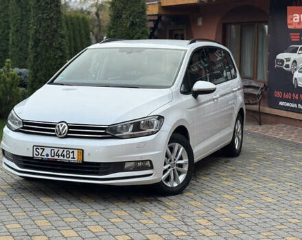 Белый Фольксваген Туран, объемом двигателя 1.97 л и пробегом 232 тыс. км за 16600 $, фото 1 на Automoto.ua