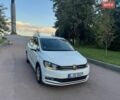 Белый Фольксваген Туран, объемом двигателя 1.6 л и пробегом 250 тыс. км за 12800 $, фото 1 на Automoto.ua