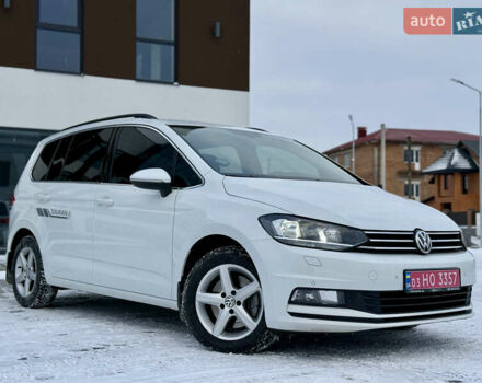 Білий Фольксваген Туран, об'ємом двигуна 1.6 л та пробігом 194 тис. км за 16400 $, фото 1 на Automoto.ua