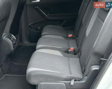 Белый Фольксваген Туран, объемом двигателя 1.6 л и пробегом 252 тыс. км за 14000 $, фото 55 на Automoto.ua