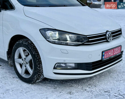 Білий Фольксваген Туран, об'ємом двигуна 1.6 л та пробігом 194 тис. км за 16400 $, фото 6 на Automoto.ua