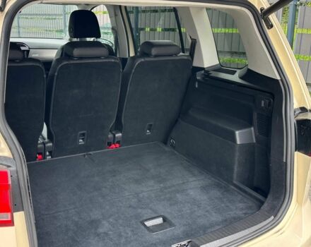 Білий Фольксваген Туран, об'ємом двигуна 2 л та пробігом 68 тис. км за 5500 $, фото 9 на Automoto.ua