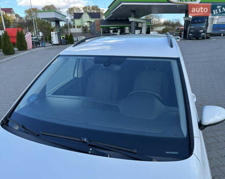 Белый Фольксваген Туран, объемом двигателя 1.6 л и пробегом 189 тыс. км за 15999 $, фото 50 на Automoto.ua