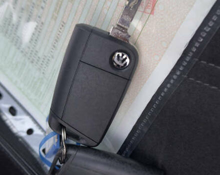 Белый Фольксваген Туран, объемом двигателя 1.97 л и пробегом 232 тыс. км за 16600 $, фото 68 на Automoto.ua