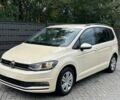 Білий Фольксваген Туран, об'ємом двигуна 2 л та пробігом 68 тис. км за 5500 $, фото 1 на Automoto.ua