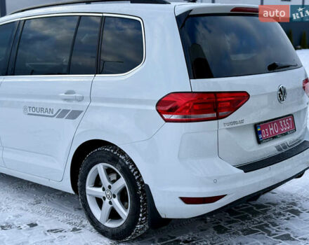 Білий Фольксваген Туран, об'ємом двигуна 1.6 л та пробігом 194 тис. км за 16400 $, фото 12 на Automoto.ua