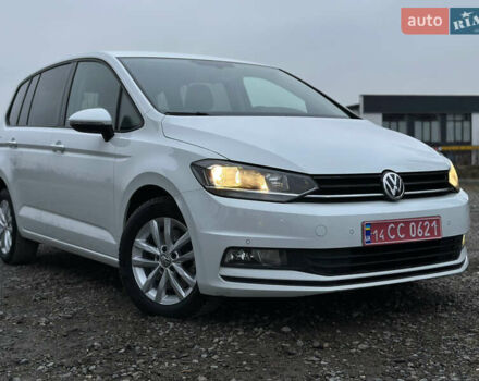 Белый Фольксваген Туран, объемом двигателя 1.6 л и пробегом 252 тыс. км за 14000 $, фото 17 на Automoto.ua
