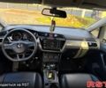 Білий Фольксваген Туран, об'ємом двигуна 2 л та пробігом 187 тис. км за 15500 $, фото 8 на Automoto.ua