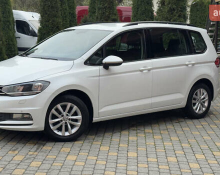 Белый Фольксваген Туран, объемом двигателя 1.97 л и пробегом 232 тыс. км за 16600 $, фото 7 на Automoto.ua
