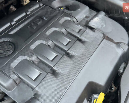 Белый Фольксваген Туран, объемом двигателя 1.97 л и пробегом 232 тыс. км за 16600 $, фото 21 на Automoto.ua