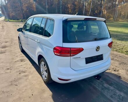 Белый Фольксваген Туран, объемом двигателя 1.6 л и пробегом 45 тыс. км за 8500 $, фото 4 на Automoto.ua