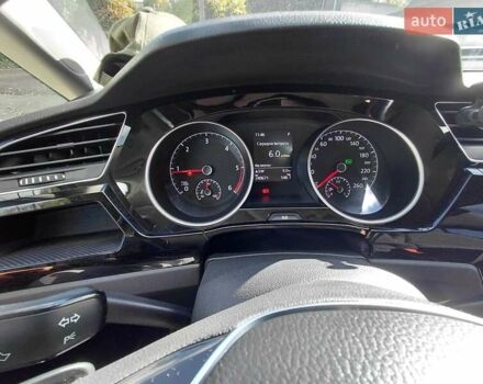 Белый Фольксваген Туран, объемом двигателя 1.6 л и пробегом 240 тыс. км за 16500 $, фото 2 на Automoto.ua