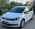 Белый Фольксваген Туран, объемом двигателя 1.97 л и пробегом 240 тыс. км за 15800 $, фото 1 на Automoto.ua