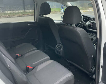 Белый Фольксваген Туран, объемом двигателя 1.97 л и пробегом 254 тыс. км за 18500 $, фото 15 на Automoto.ua