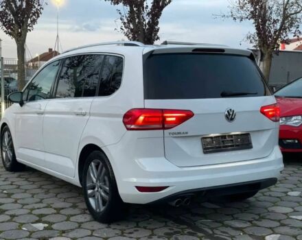 Белый Фольксваген Туран, объемом двигателя 2 л и пробегом 47 тыс. км за 7500 $, фото 4 на Automoto.ua