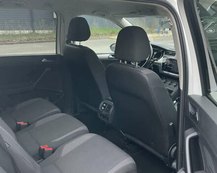 Белый Фольксваген Туран, объемом двигателя 1.97 л и пробегом 254 тыс. км за 18500 $, фото 14 на Automoto.ua