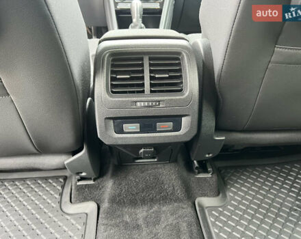 Белый Фольксваген Туран, объемом двигателя 1.97 л и пробегом 190 тыс. км за 18300 $, фото 19 на Automoto.ua