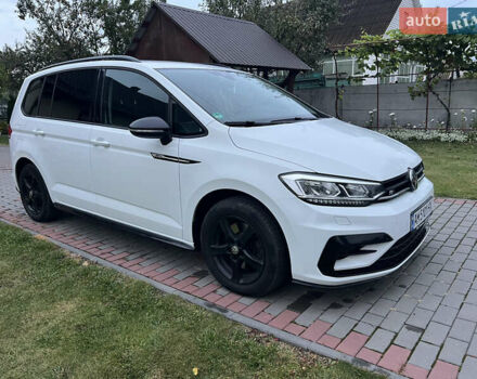Білий Фольксваген Туран, об'ємом двигуна 1.97 л та пробігом 238 тис. км за 19450 $, фото 4 на Automoto.ua