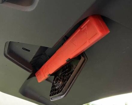 Белый Фольксваген Туран, объемом двигателя 1.6 л и пробегом 124 тыс. км за 17500 $, фото 7 на Automoto.ua