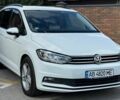 Білий Фольксваген Туран, об'ємом двигуна 1.97 л та пробігом 248 тис. км за 17700 $, фото 1 на Automoto.ua